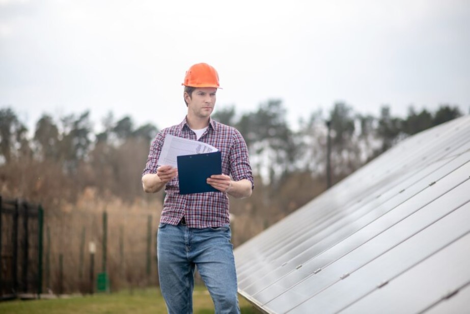 Importance of Hiring a Licensed Roofing Contractor for Roof Replacement Services