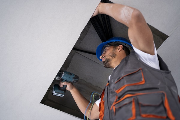 DIY vs. Pro: Finding Affordable Solutions for Ceiling Leak Repair